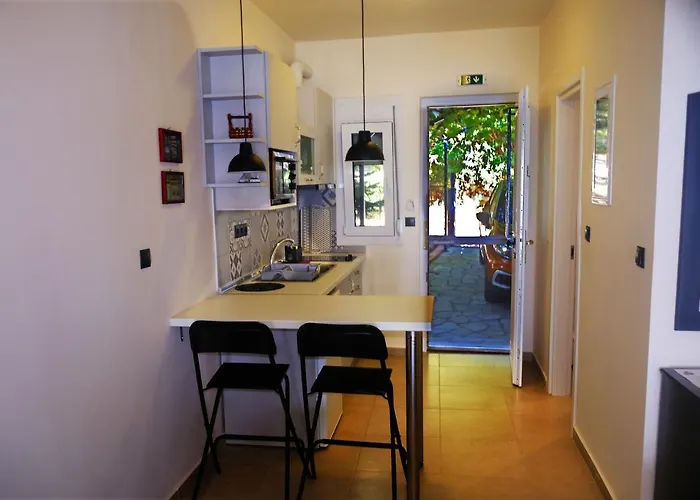 Apartament Mathesi Balcony Elia Nikitis